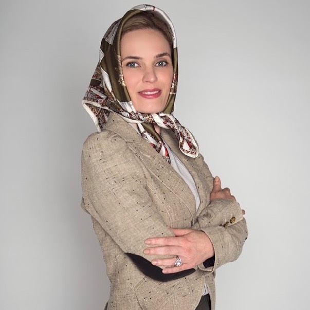 Assalamu Alaikum everyone! Today we want to introduce you the newer member of our Noor Team MashAllah!! .
Dr. Azadeh Weber holds a Doctorate degree in Clinical Psychology from California Institute of Integral Studies. She os Trained in Love and Logic Parenting and Certified in Holistic Health.
Originally Iranian and American background, she resides in the San Francisco Bay Area with her family. Her clinical training has focused on individual and group therapy for youth and families in school and hospital settings. Azadeh has experience supporting children and adults to develop resiliency, overcome trauma, improve emotional regulation, build social skills and enhance their functional abilities. Azadeh’s research efforts have focused on understanding psychology through the frame of holistic health, informed by principles of Islamic psychology. 
Need help overcoming your trauma? Book Dr. Azadeh today at noorhuman.com